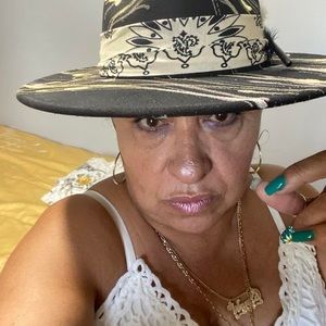 Meet your Posher, Wanda